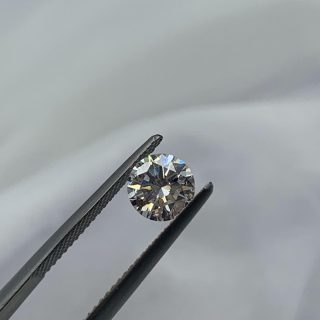 Skygem.com.au/loose-diamond-listing/ is where you’ll find the largest list and best price diamond in Australia! 1.10ct Round diamond @skygemco #skygemco